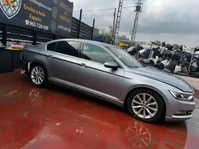 Veículo de Sucata volkswagen passat lim. (3g2) advance bmt do ano 2017 alimentado dfgc
