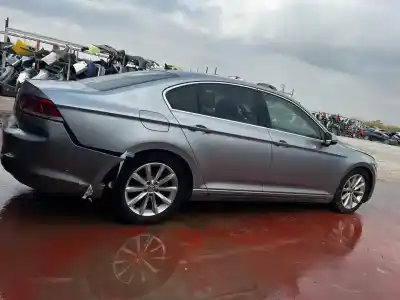 Veículo de Sucata volkswagen passat lim. (3g2) advance bmt do ano 2017 alimentado dfgc