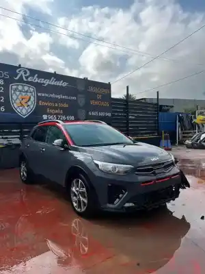 Scrapping Vehicle kia stonic (ybcuv) black edition of the year 2019 powered g3lf