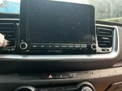 Scrapping Vehicle kia stonic (ybcuv) black edition of the year 2019 powered g3lf