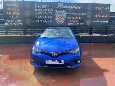 Veículo de Sucata toyota auris hybrid active do ano 2018 alimentado 2zr