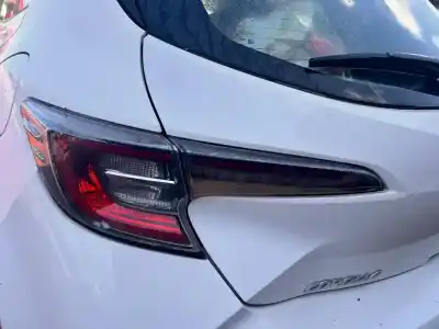 Veículo de Sucata toyota corolla (e21) hybrid style 140 cv / 103 kw do ano 2022 alimentado 2zr