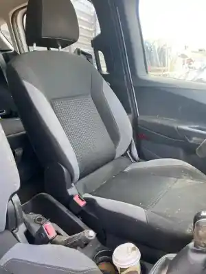 Veículo de Sucata ford b-max trend do ano 2016 alimentado sfjc