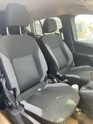 Veículo de Sucata ford b-max trend do ano 2016 alimentado sfjc