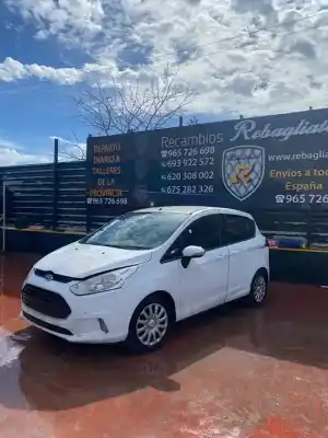 Veículo de Sucata ford b-max trend do ano 2016 alimentado sfjc