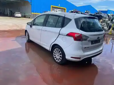 Veículo de Sucata ford b-max trend do ano 2016 alimentado sfjc