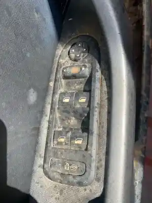 Scrapping Vehicle peugeot 308 sw premium of the year 2001 powered 9hz