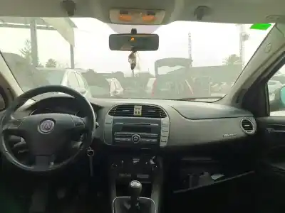 Veicolo di demolizione fiat bravo (198) 1.9 16v dynamic multijet dell'anno 2001 alimentato 192a8000