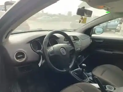 Veicolo di demolizione fiat bravo (198) 1.9 16v dynamic multijet dell'anno 2001 alimentato 192a8000