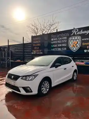 Veicolo di demolizione seat ibiza (kj1) reference dell'anno 2017 alimentato dkl