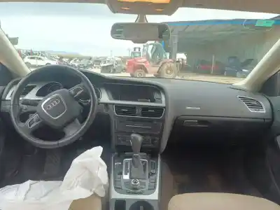 Veículo de Sucata audi a5 sportback (8t) 2.0 16v tfsi do ano 2001 alimentado cdnb