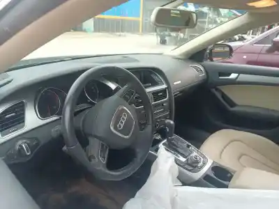 Veículo de Sucata audi a5 sportback (8t) 2.0 16v tfsi do ano 2001 alimentado cdnb