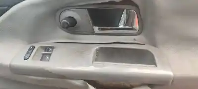 Veicolo di demolizione ford galaxy (vy) ambiente dell'anno 2001 alimentato auy