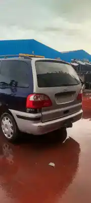 Veicolo di demolizione ford galaxy (vy) ambiente dell'anno 2001 alimentato auy