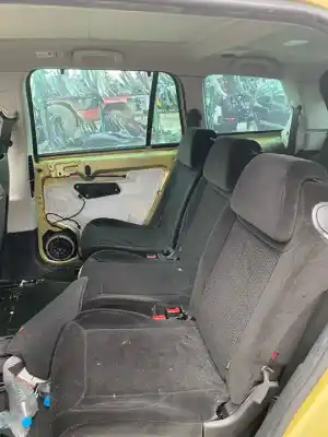 Veicolo di demolizione citroen c4 picasso exclusive plus dell'anno 2001 alimentato rhj