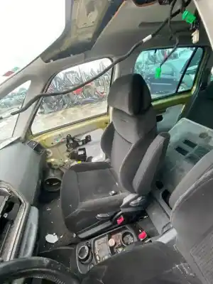 Veicolo di demolizione citroen c4 picasso exclusive plus dell'anno 2001 alimentato rhj