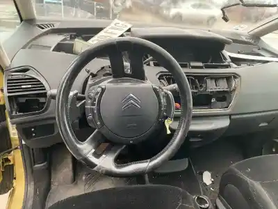 Veicolo di demolizione citroen c4 picasso exclusive plus dell'anno 2001 alimentato rhj