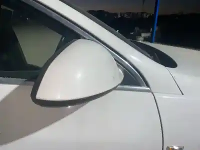 Sloopvoertuig opel insignia berlina excellence van het jaar 2017 aangedreven b16dth