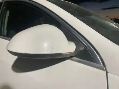 Sloopvoertuig opel insignia berlina excellence van het jaar 2017 aangedreven b16dth