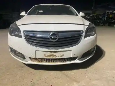 Sloopvoertuig opel insignia berlina excellence van het jaar 2017 aangedreven b16dth