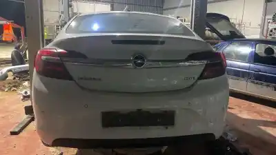 Sloopvoertuig opel insignia berlina excellence van het jaar 2017 aangedreven b16dth