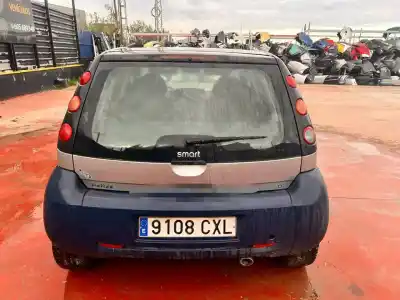 Veículo de Sucata smart forfour (454) 1.1 (454.030) do ano 2001 alimentado m134910