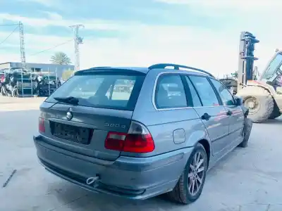 Scrapping Vehicle bmw serie 3 touring (e46) 320d of the year 2001 powered 204d4