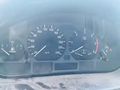 Scrapping Vehicle bmw serie 3 touring (e46) 320d of the year 2001 powered 204d4