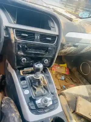 Scrapping Vehicle audi a4 avant (8k5) (2008) básico of the year 2014 powered csu