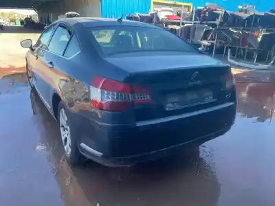 Véhicule à la ferraille CITROEN C5 BERLINA Business de l'année 2012 alimenté RH01