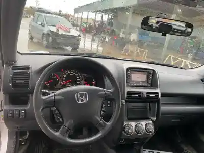 Scrapping Vehicle honda cr-v (rd8) es of the year 2001 powered n22a2