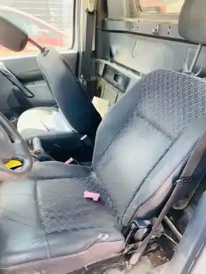 Здавання транспортного засобу renault kangoo dynamique acción especial року 2013 потужний k9k808