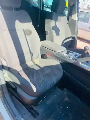 Veículo de Sucata peugeot 3008 allure do ano 2011 alimentado 9h05