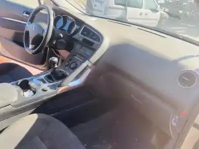 Veículo de Sucata peugeot 3008 allure do ano 2011 alimentado 9h05