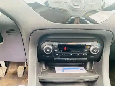 Здавання транспортного засобу ford ka+ essential року 2016 потужний yskd