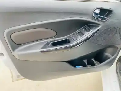 Здавання транспортного засобу ford ka+ essential року 2016 потужний yskd