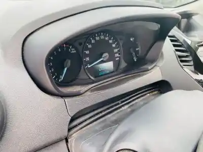 Здавання транспортного засобу ford ka+ essential року 2016 потужний yskd