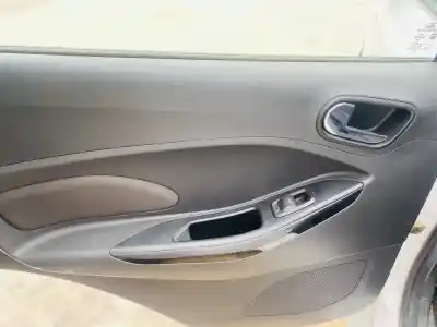 Здавання транспортного засобу ford ka+ essential року 2016 потужний yskd