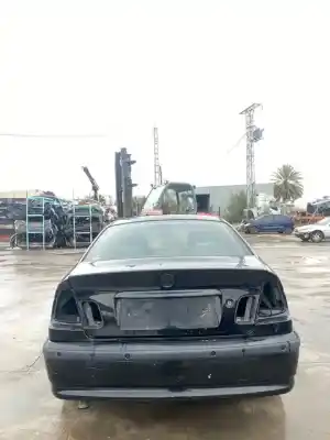 Veículo de Sucata bmw serie 3 berlina (e46) 320d do ano 2001 alimentado 204d4