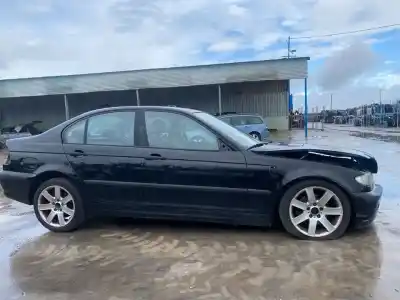 Veículo de Sucata bmw serie 3 berlina (e46) 320d do ano 2001 alimentado 204d4