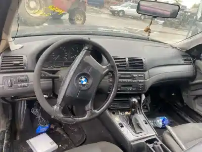 Veículo de Sucata bmw serie 3 berlina (e46) 320d do ano 2001 alimentado 204d4