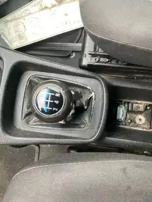 Veículo de Sucata opel zafira a comfort do ano 2001 alimentado y20dth