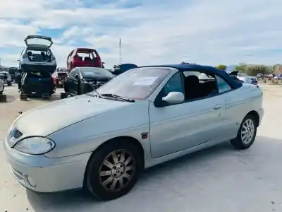 Sloopvoertuig renault megane i scenic (ja0) 1.6 16v kaleido 107 cv / 79 kw van het jaar 2001 aangedreven k4m a7