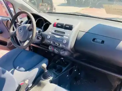 Vehículo de desguace honda                                              jazz (gd1/5)                                                                                                                                                                                                                                               1.4 ls                                                                                                                                                                                                                                                     del año 2001 con motor l13a1
