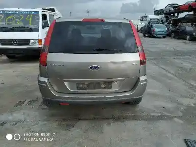 Здавання транспортного засобу ford fusion (cbk) ambiente року 2001 потужний d-f6ja