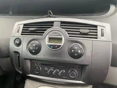Hurda Aracı renault scénic ii (jm0/1_) 1.6 (jm0c jm0j jm1b) yılın 2001 güçlü k4m t7