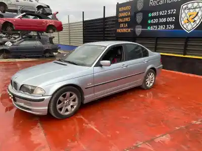 Veículo de Sucata bmw serie 3 berlina (e46) 320d do ano 2001 alimentado 