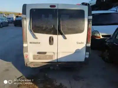 Scrapping Vehicle renault trafic combi (ab 4.01) 6 - plazas (l2h1) acristalado parcial 2.9t combi largo 101 cv / 74 kw of the year 2001 powered d-f9q u7