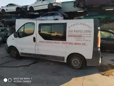 Scrapping Vehicle renault trafic combi (ab 4.01) 6 - plazas (l2h1) acristalado parcial 2.9t combi largo 101 cv / 74 kw of the year 2001 powered d-f9q u7
