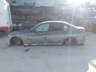 Veículo de Sucata BMW SERIE 3 BERLINA (E90) 318d do ano 2001 alimentado 204D4